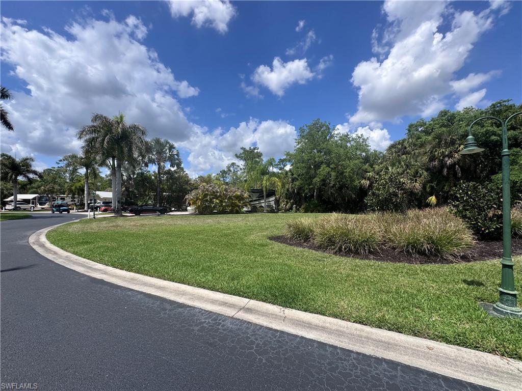 RIVERBEND MOTORCOACH RESORT - Land