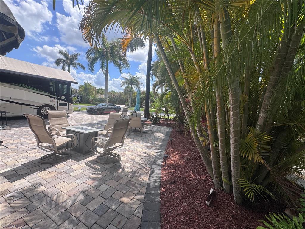 RIVERBEND MOTORCOACH RESORT - Land