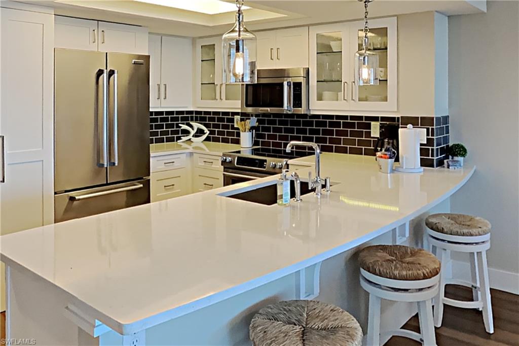 SANIBEL HARBOUR TOWER CONDO - Residential