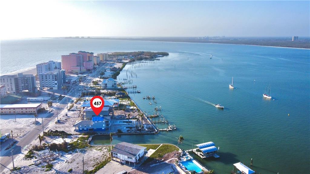 ISLAND SHORES - Residential