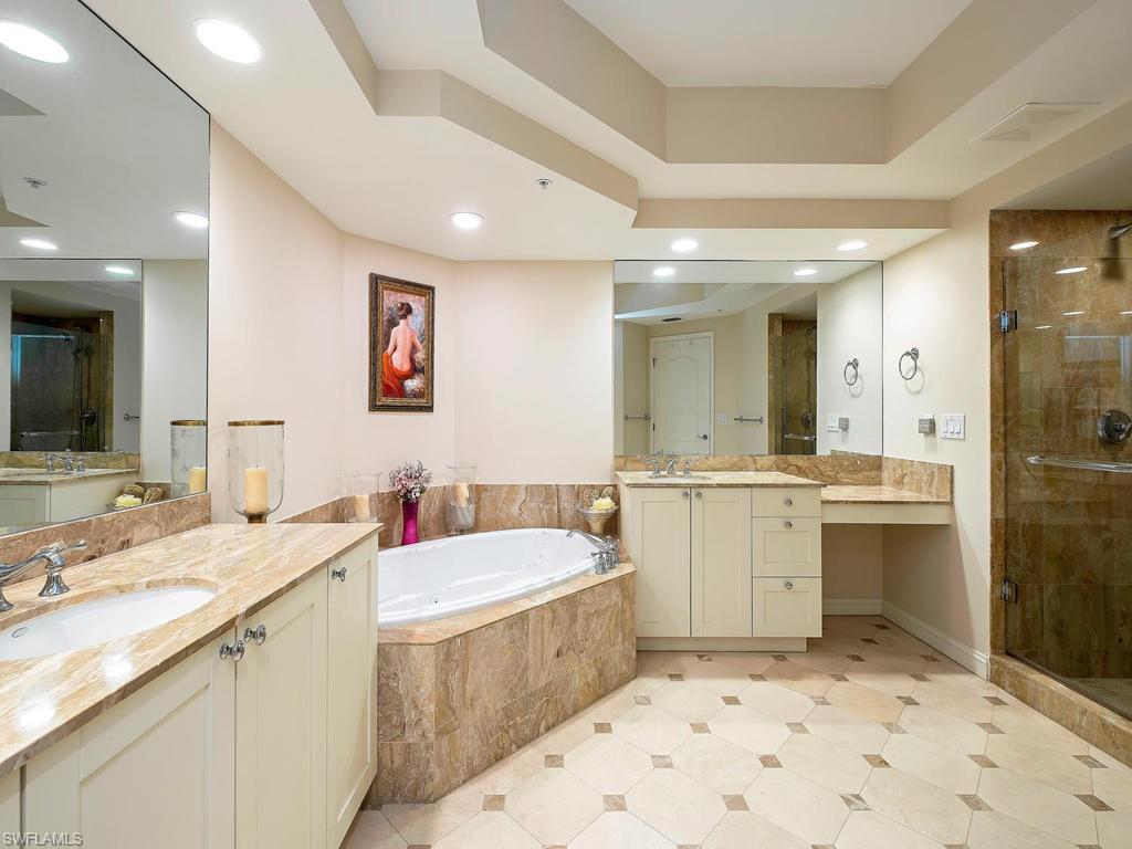 ESTANCIA - Residential