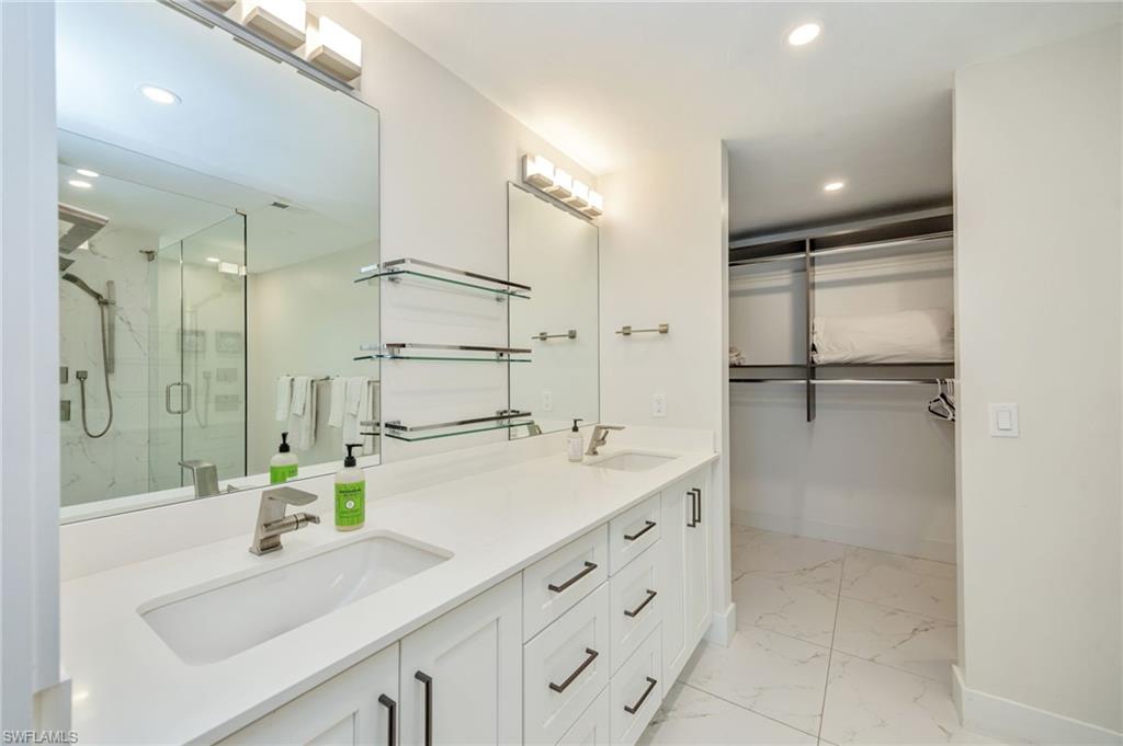 PALM RIVER ESTATES - Residential Lease