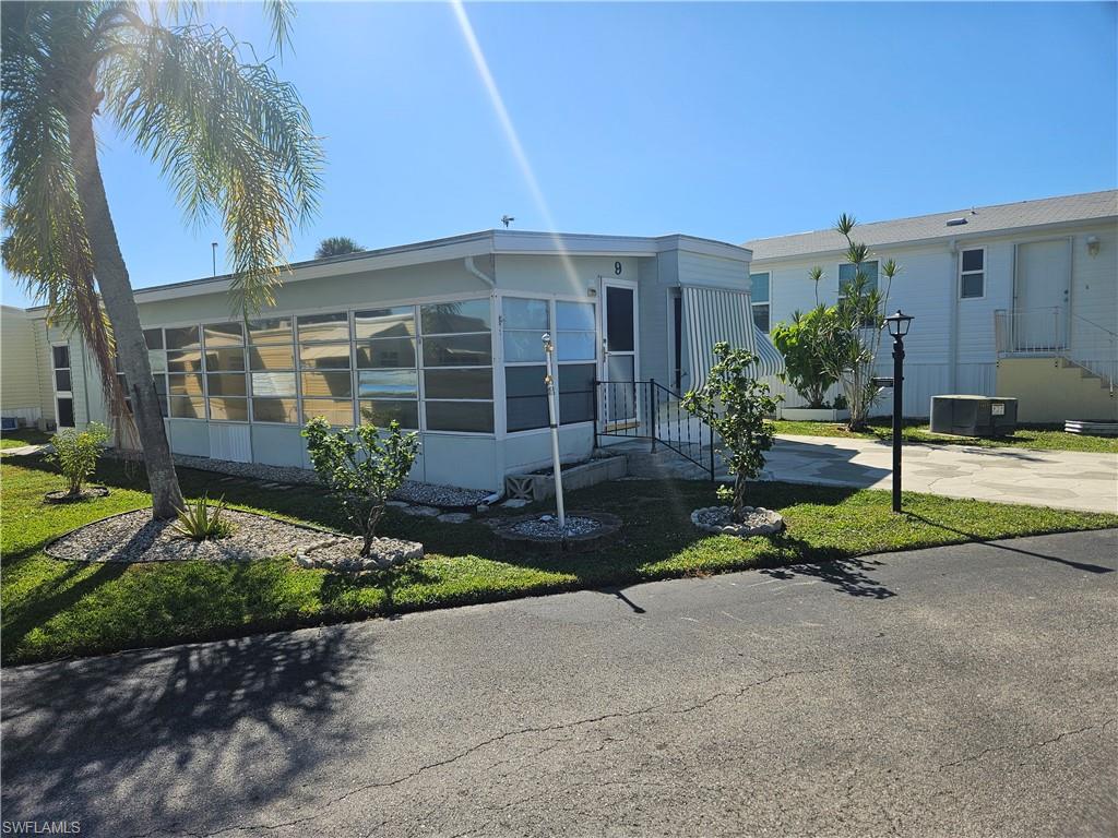 ENCHANTING SHORES - Residential