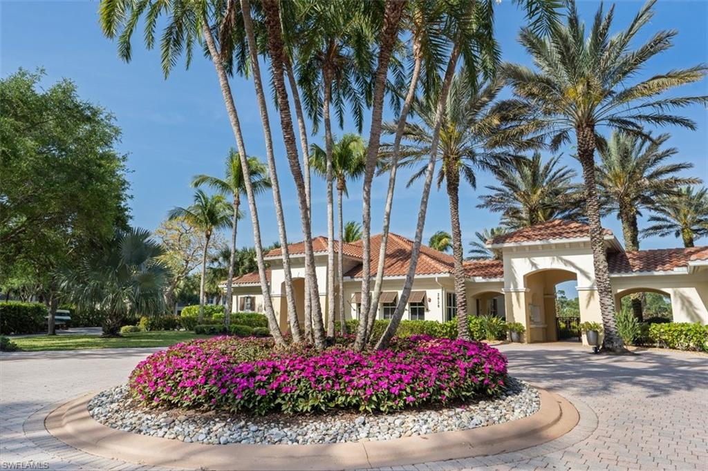 WINDWARD BAY - Residential