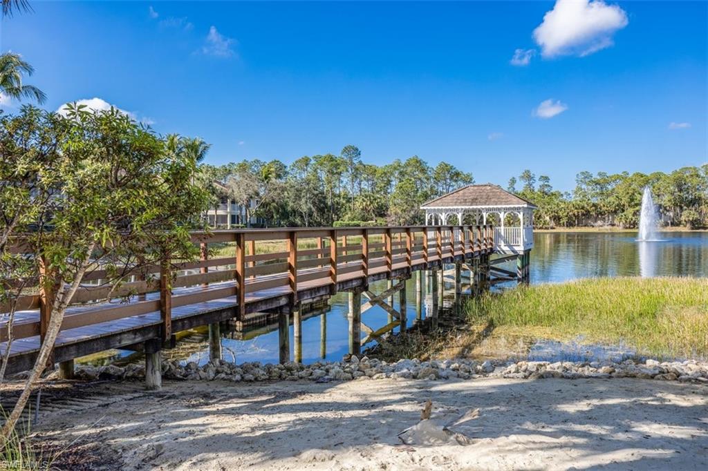 WINDWARD BAY - Residential