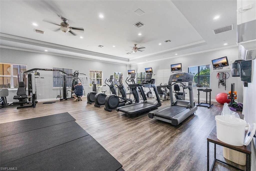 WINDWARD BAY - Residential