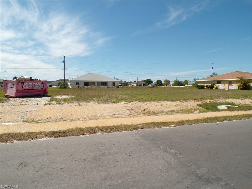 CAPE CORAL - Land
