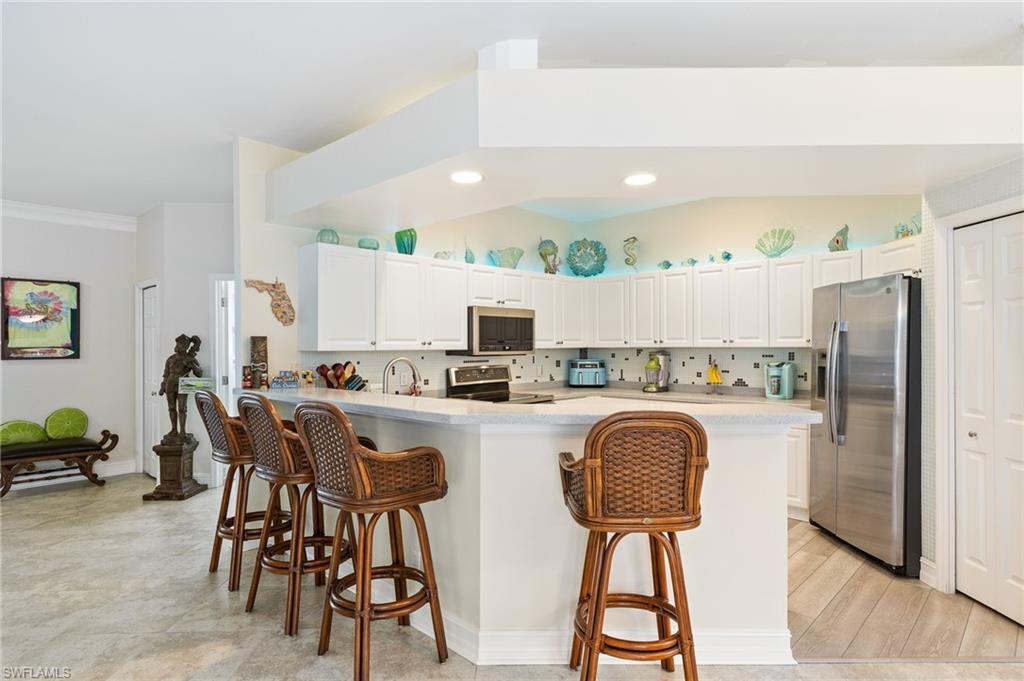 PARADISE VILLAGE - Residential