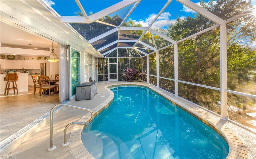 PARADISE VILLAGE - Residential