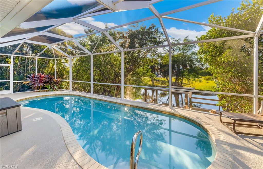 PARADISE VILLAGE - Residential