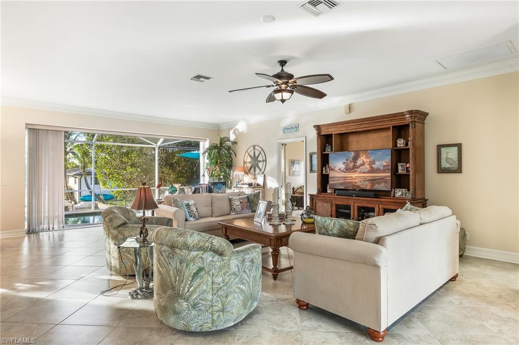 PARADISE VILLAGE - Residential