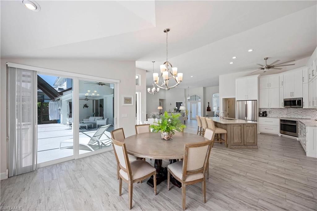 MOORINGS - Residential