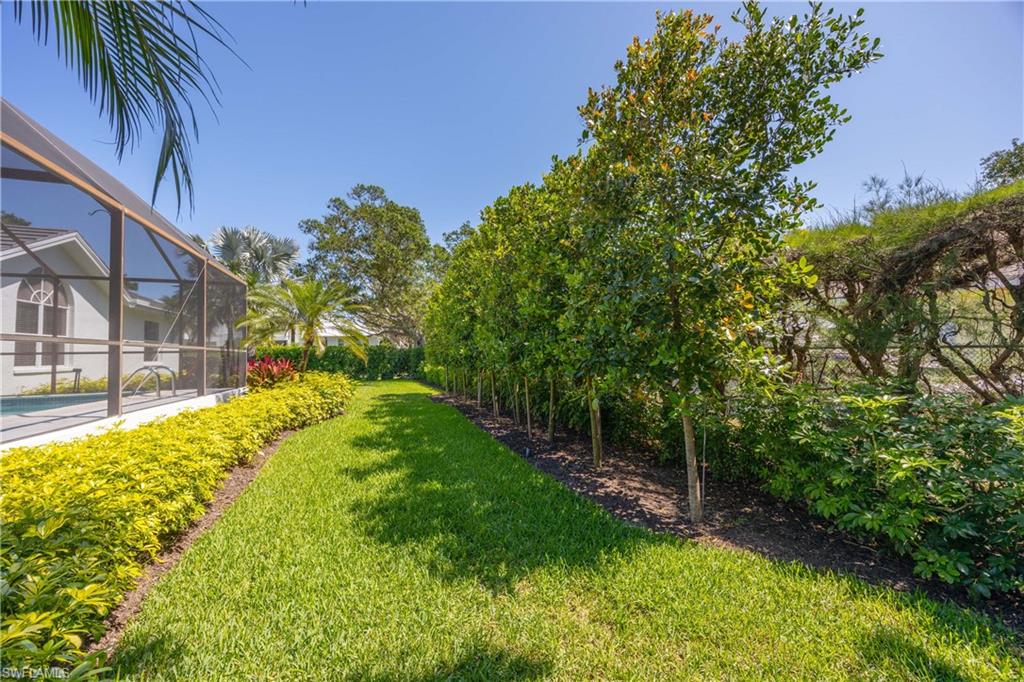 MOORINGS - Residential