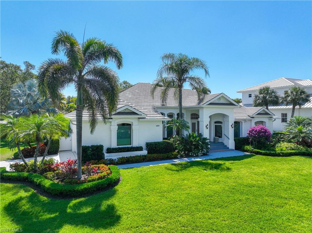 MOORINGS - Residential