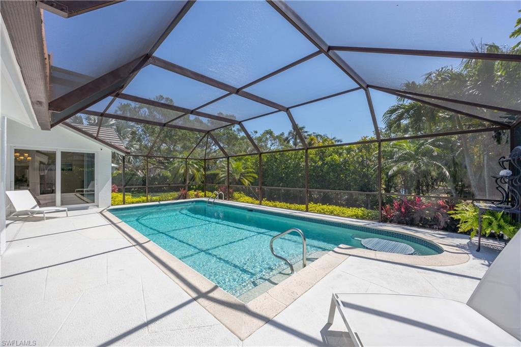 MOORINGS - Residential