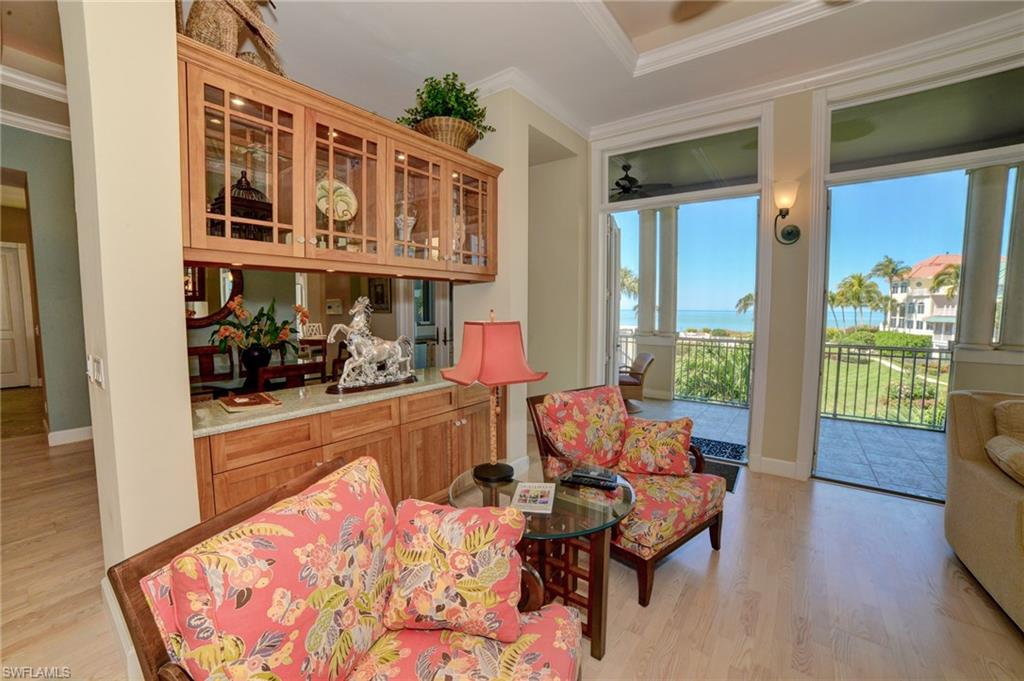 BAREFOOT BEACH - Residential