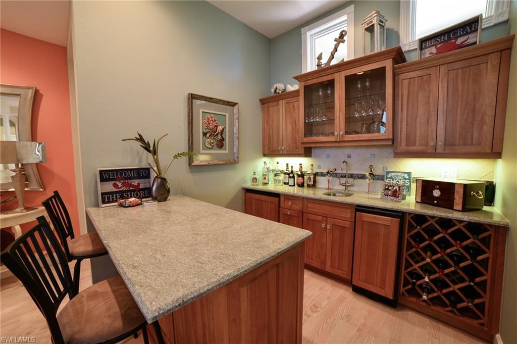 BAREFOOT BEACH - Residential