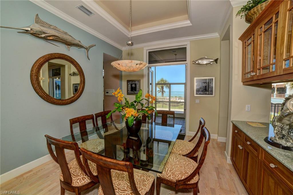 BAREFOOT BEACH - Residential