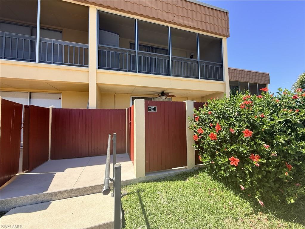 DEL PRADO PARK TOWNHOUSES CONDO - Residential Lease