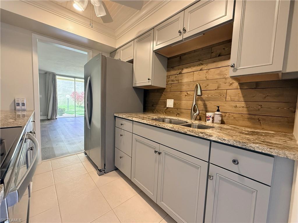 DEL PRADO PARK TOWNHOUSES CONDO - Residential Lease