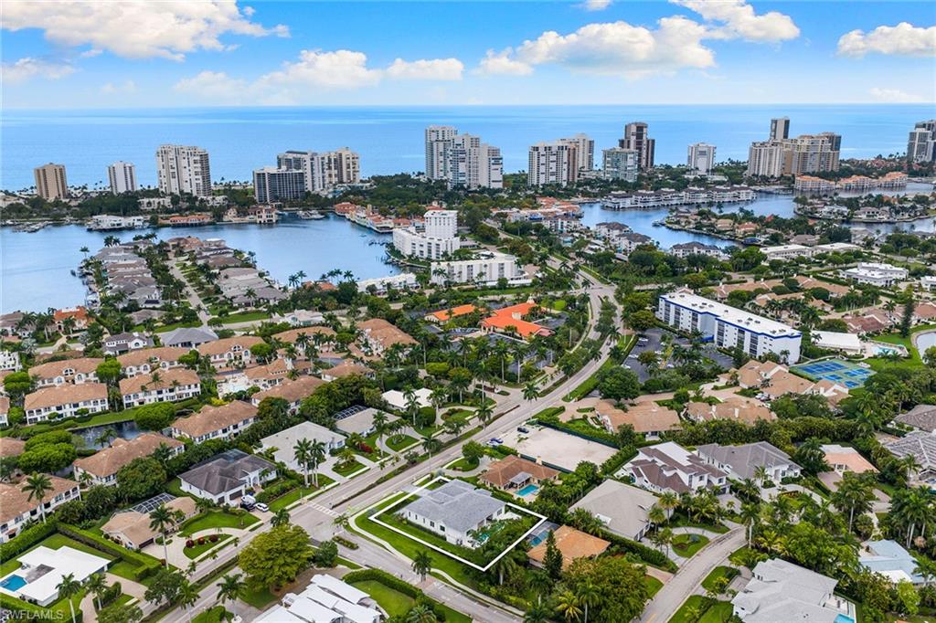 PARK SHORE - Residential