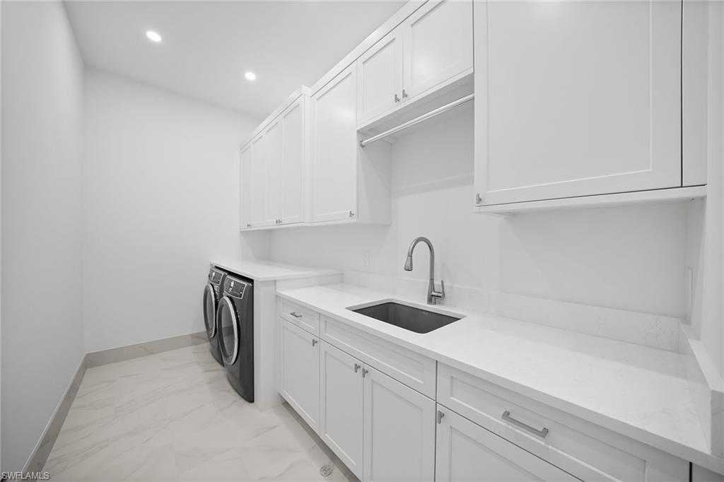 PARK SHORE - Residential