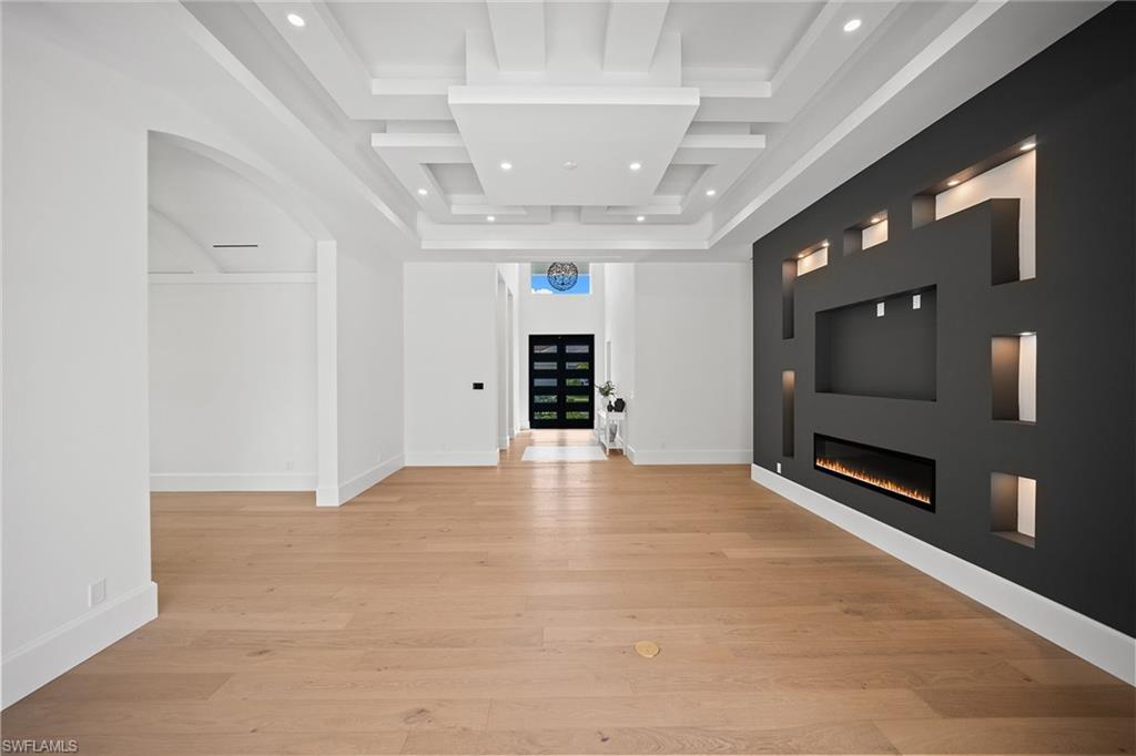 PARK SHORE - Residential