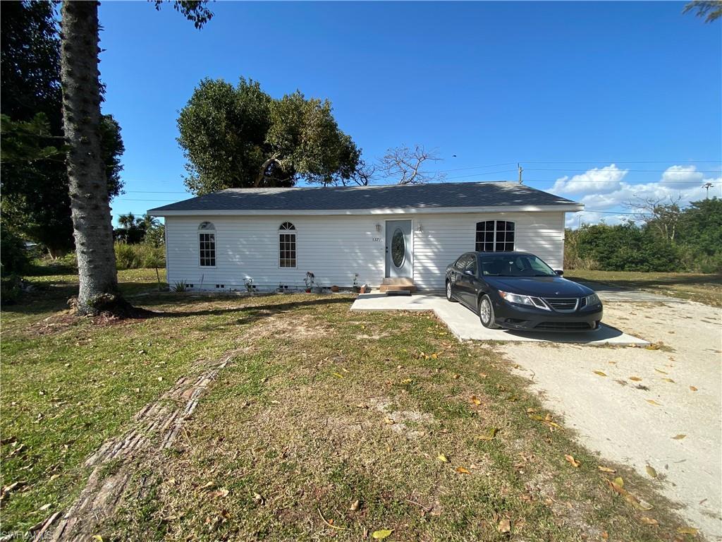 NAPLES MANOR - Residential