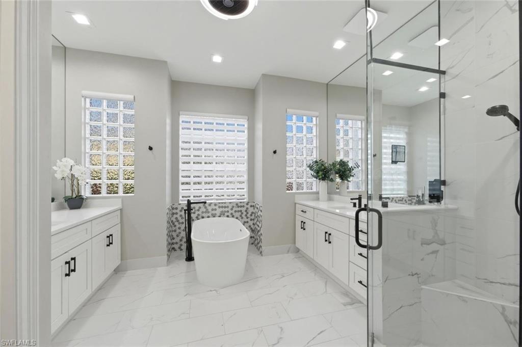 SATURNIA LAKES - Residential