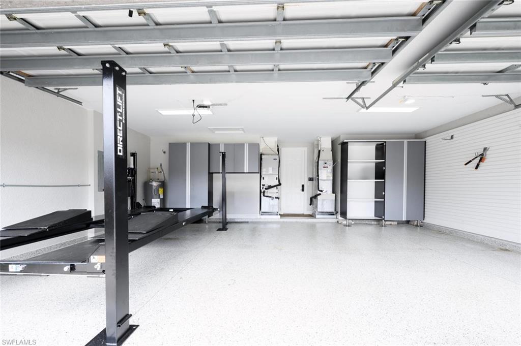 SATURNIA LAKES - Residential