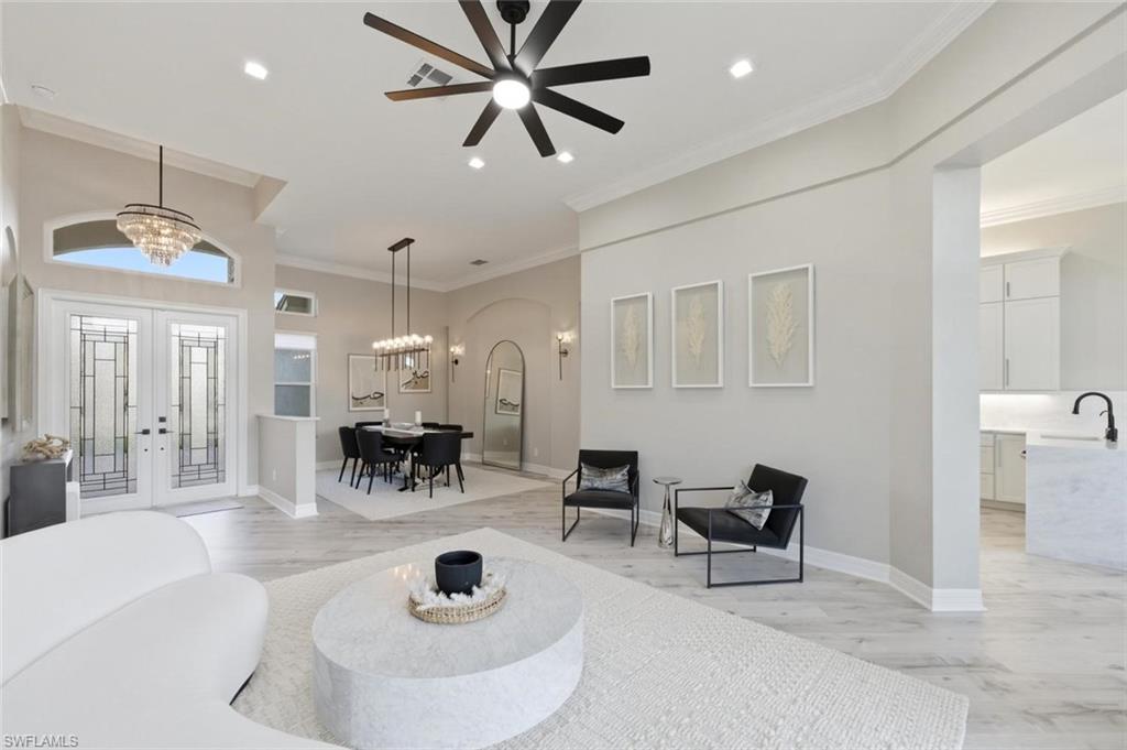 SATURNIA LAKES - Residential