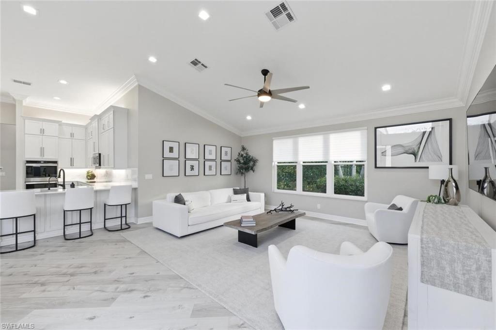 SATURNIA LAKES - Residential