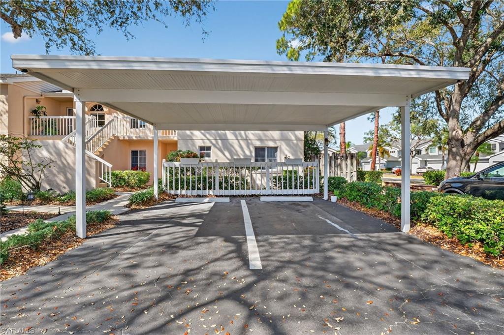 LAKESIDE GARDENS - Residential