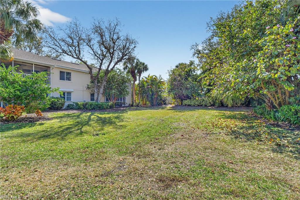 LAKESIDE GARDENS - Residential