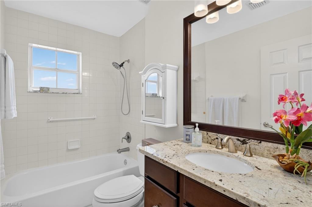 LAKESIDE GARDENS - Residential