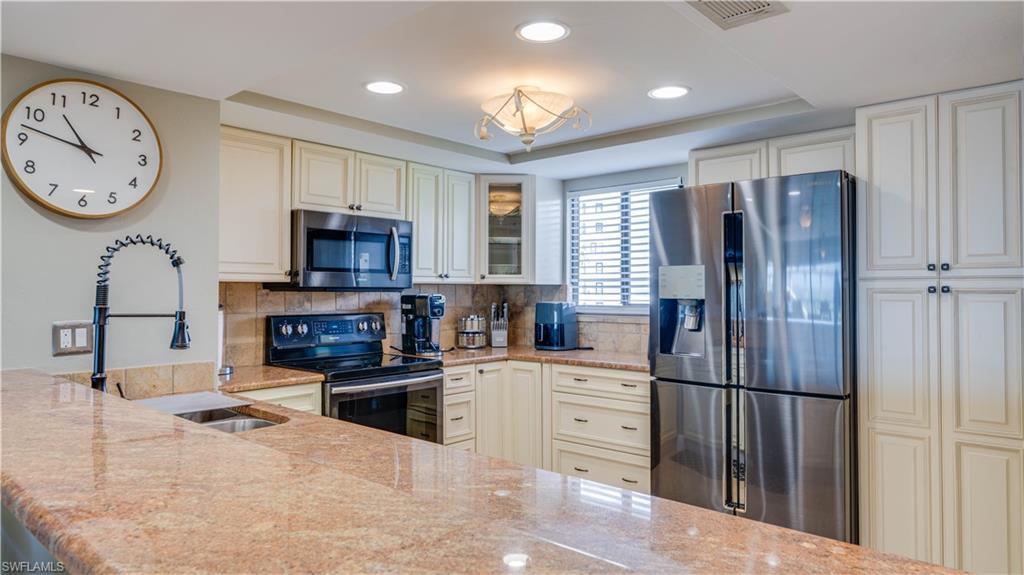 PUNTA RASSA - Residential