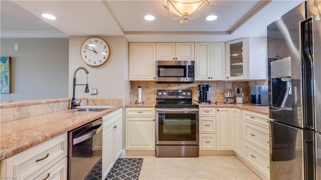 PUNTA RASSA - Residential