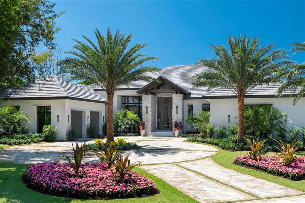 PELICAN BAY WOODS - Residential