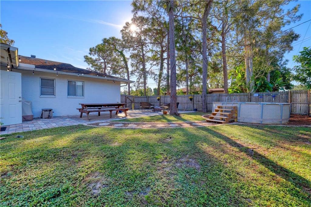 SAN CARLOS PARK - Residential