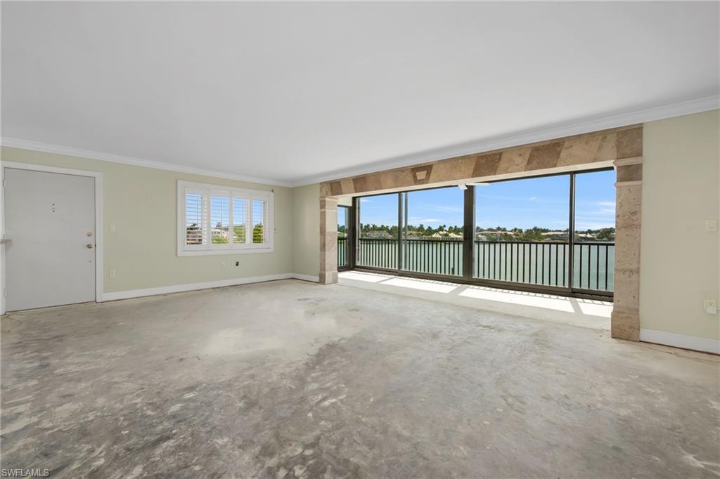 222 Harbour DR 301