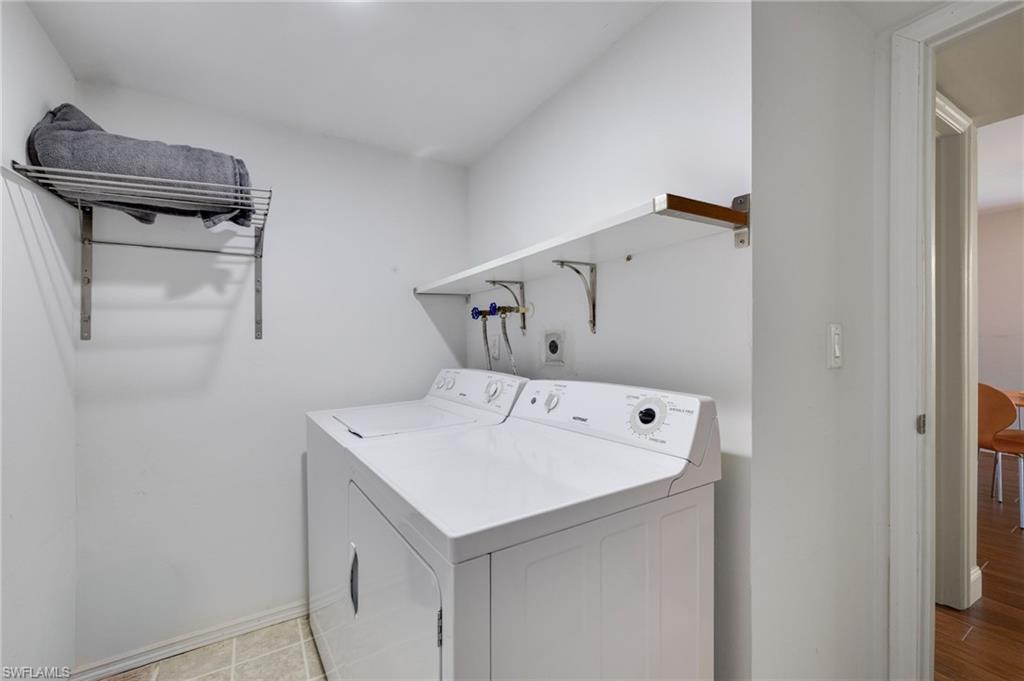 PARKWOODS TOWNHOUSE COMMUNITY - Residential