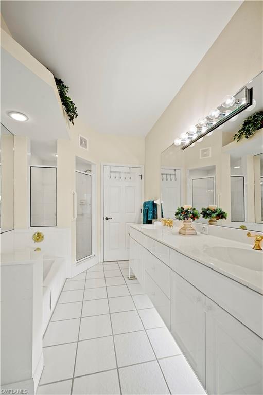 ROSEWOOD - Residential