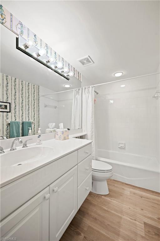 ROSEWOOD - Residential