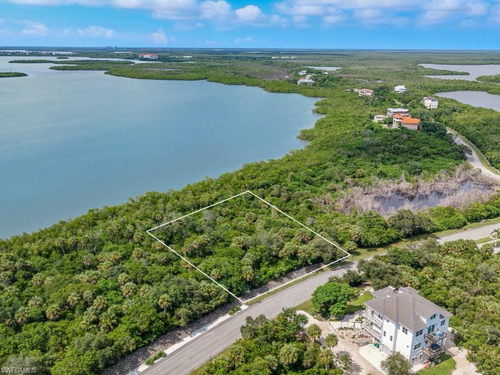 1097 Blue Hill Creek DR