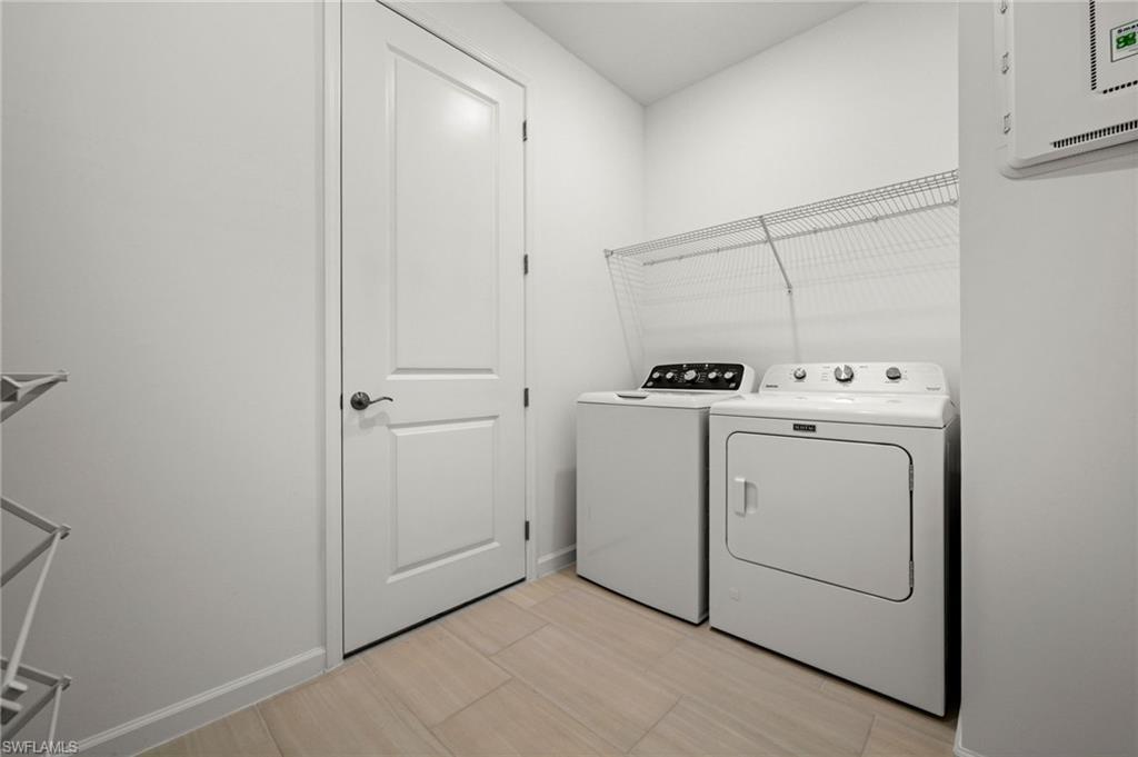 NORTHRIDGE - Residential