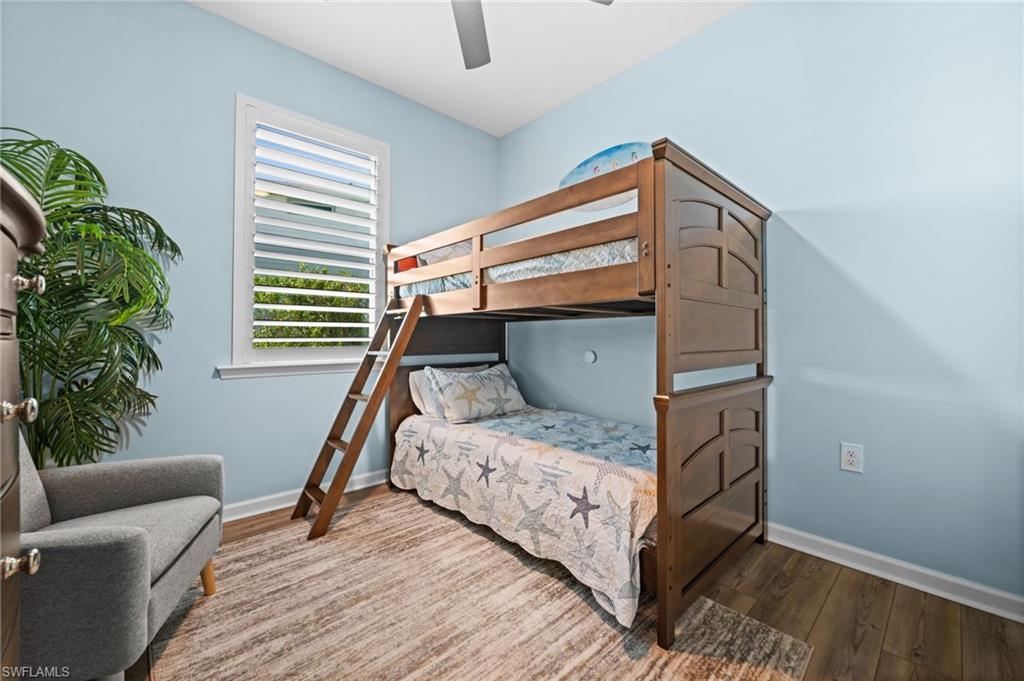 NORTHRIDGE - Residential