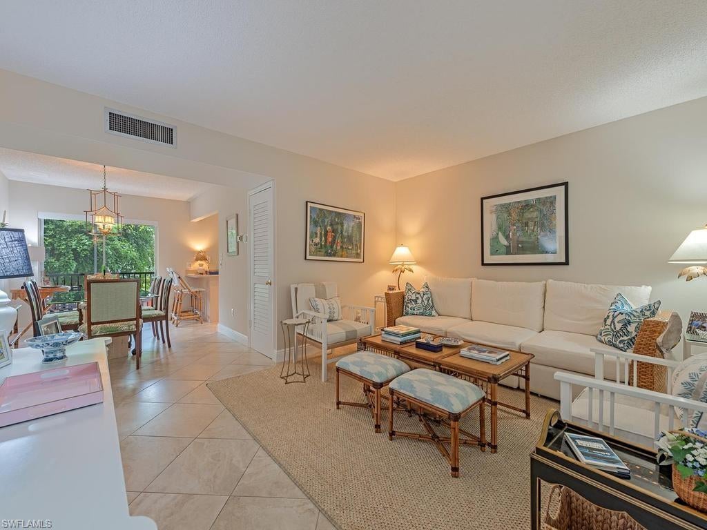 788 Park Shore DR B25