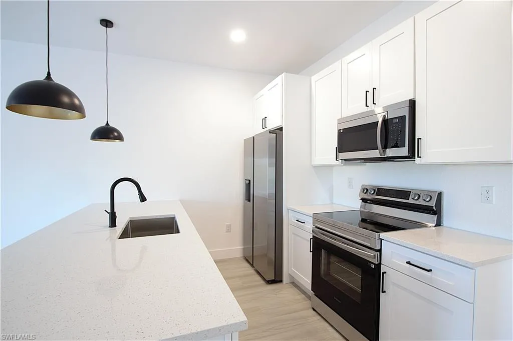 Englewood, Florida 34224, United States, 3 Bedrooms Bedrooms, ,2 BathroomsBathrooms,Residential,Active,169670