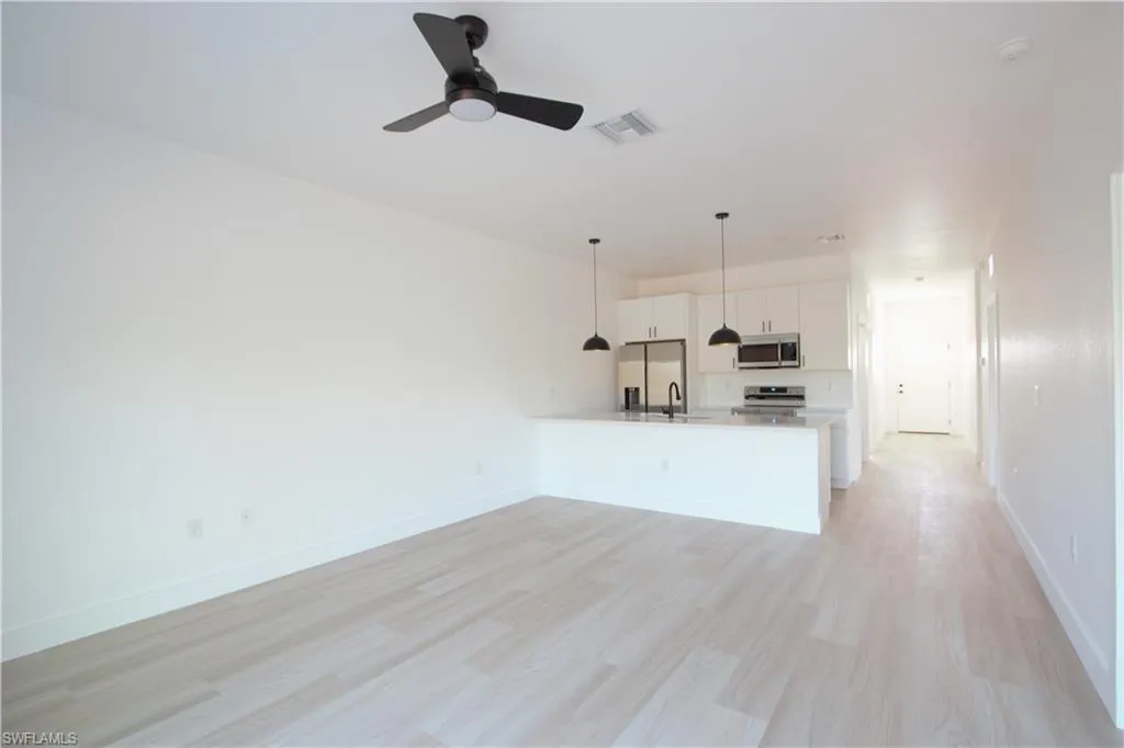 Englewood, Florida 34224, United States, 3 Bedrooms Bedrooms, ,2 BathroomsBathrooms,Residential,Active,169670