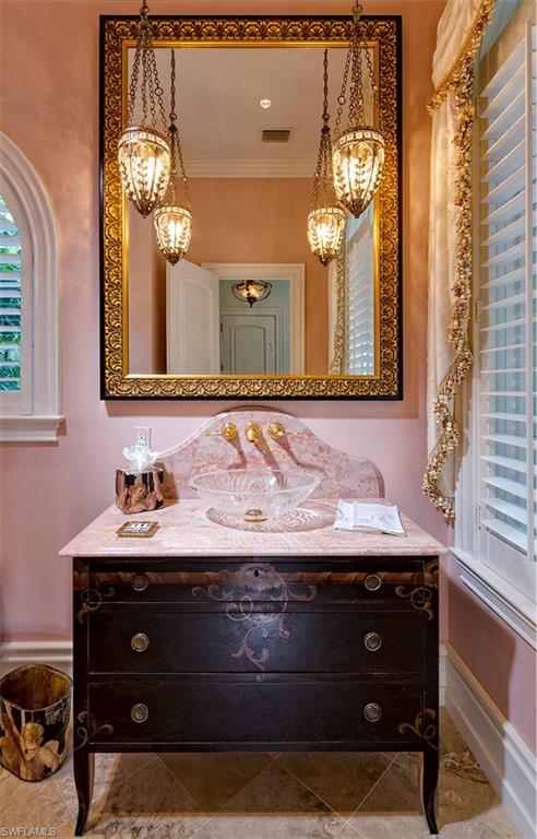 MOORINGS - Residential